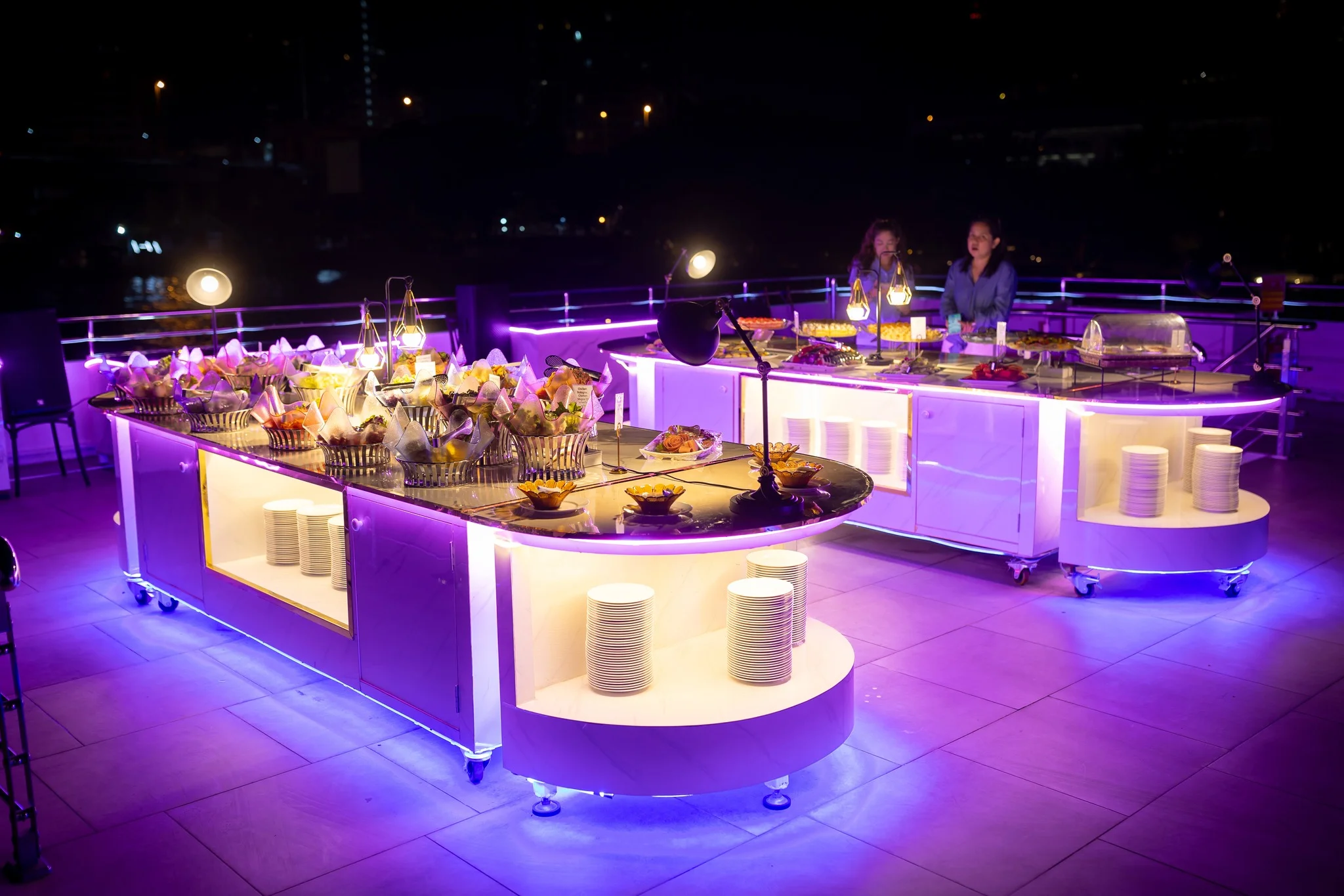 Gourmet dinner cruise Chao Phraya River Iconsiam